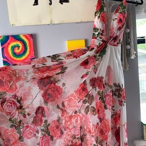 Beautiful prom dress 90% down